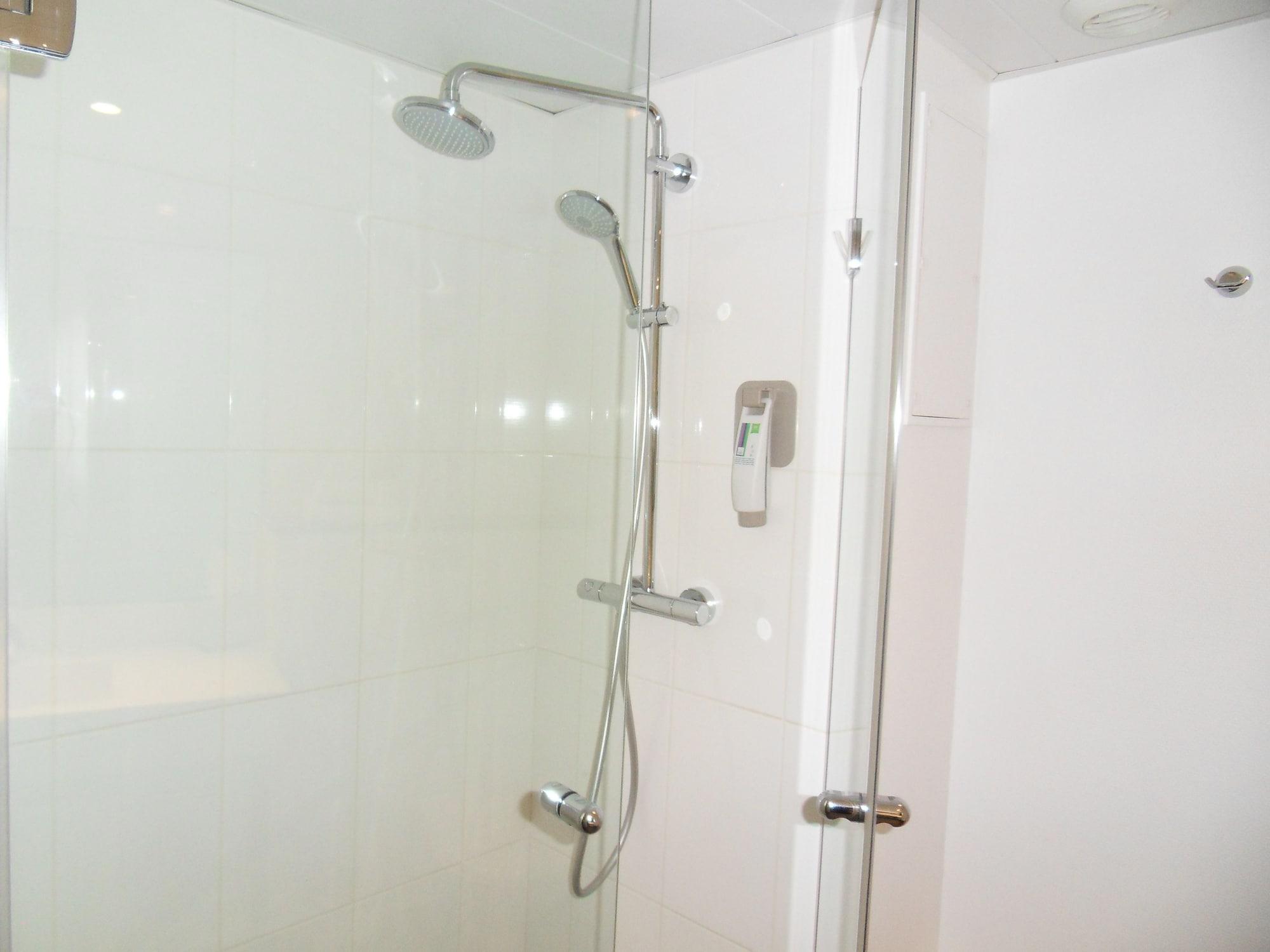 מלון Ibis Styles Grenoble Centre Gare מראה חיצוני תמונה