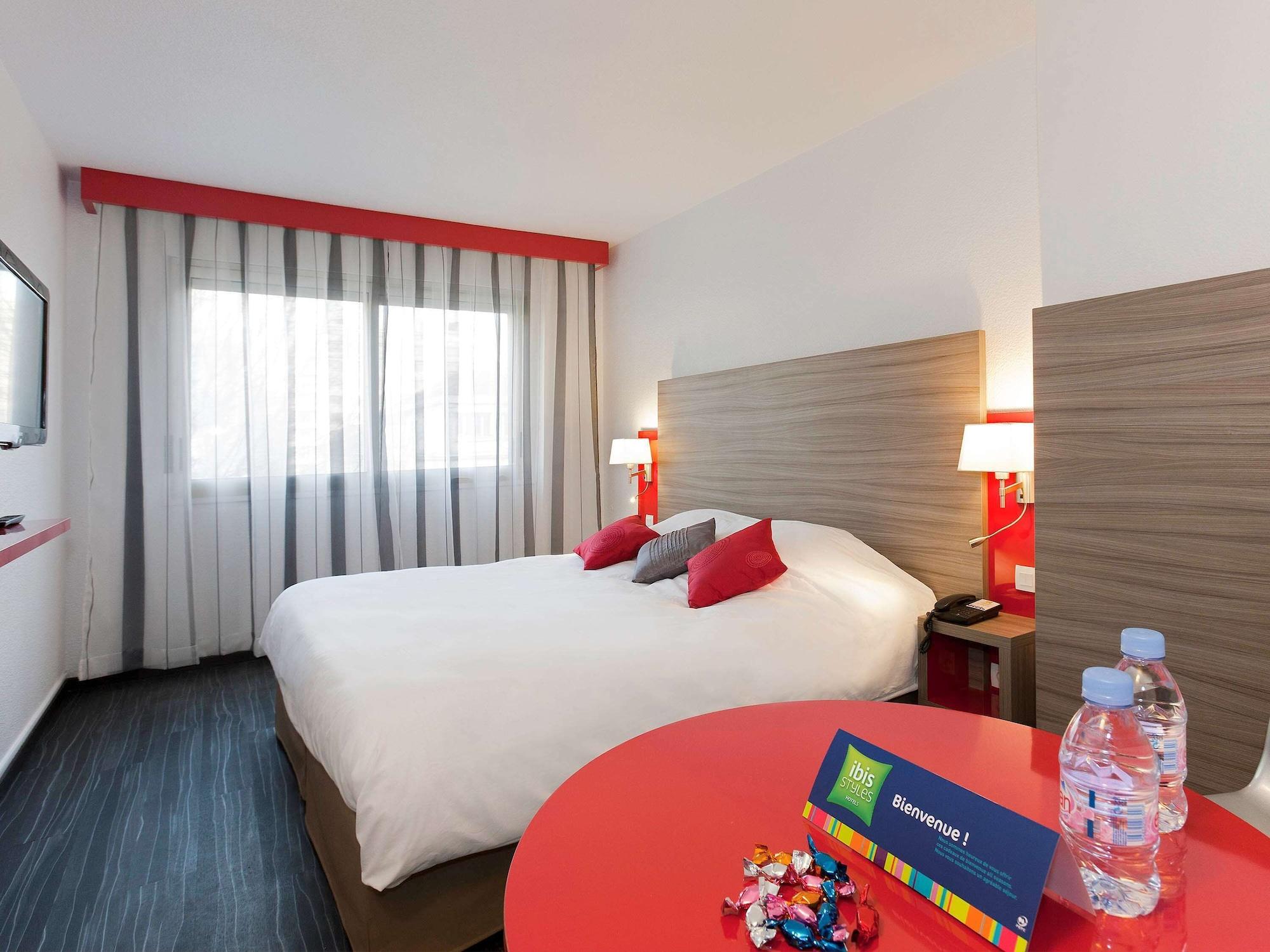 מלון Ibis Styles Grenoble Centre Gare מראה חיצוני תמונה