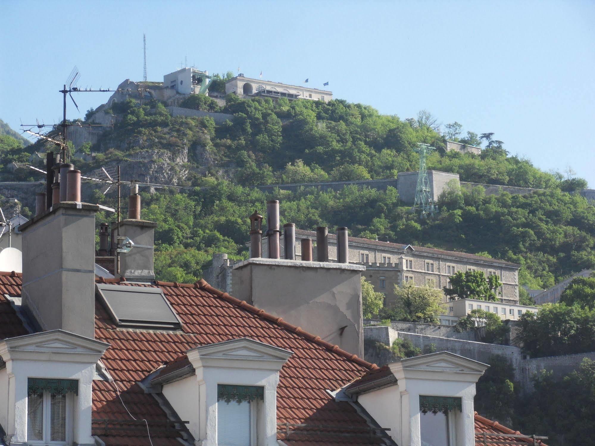 מלון Ibis Styles Grenoble Centre Gare מראה חיצוני תמונה